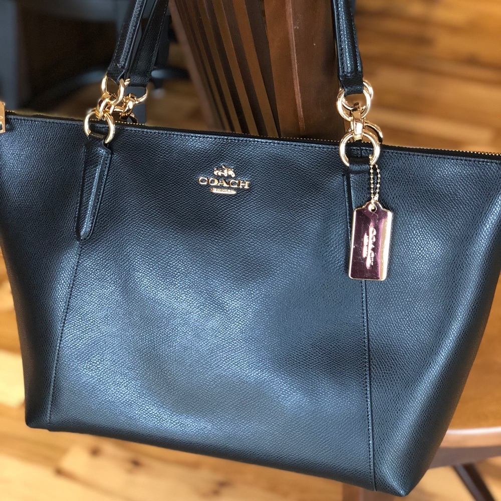 Elegant Coach bag!